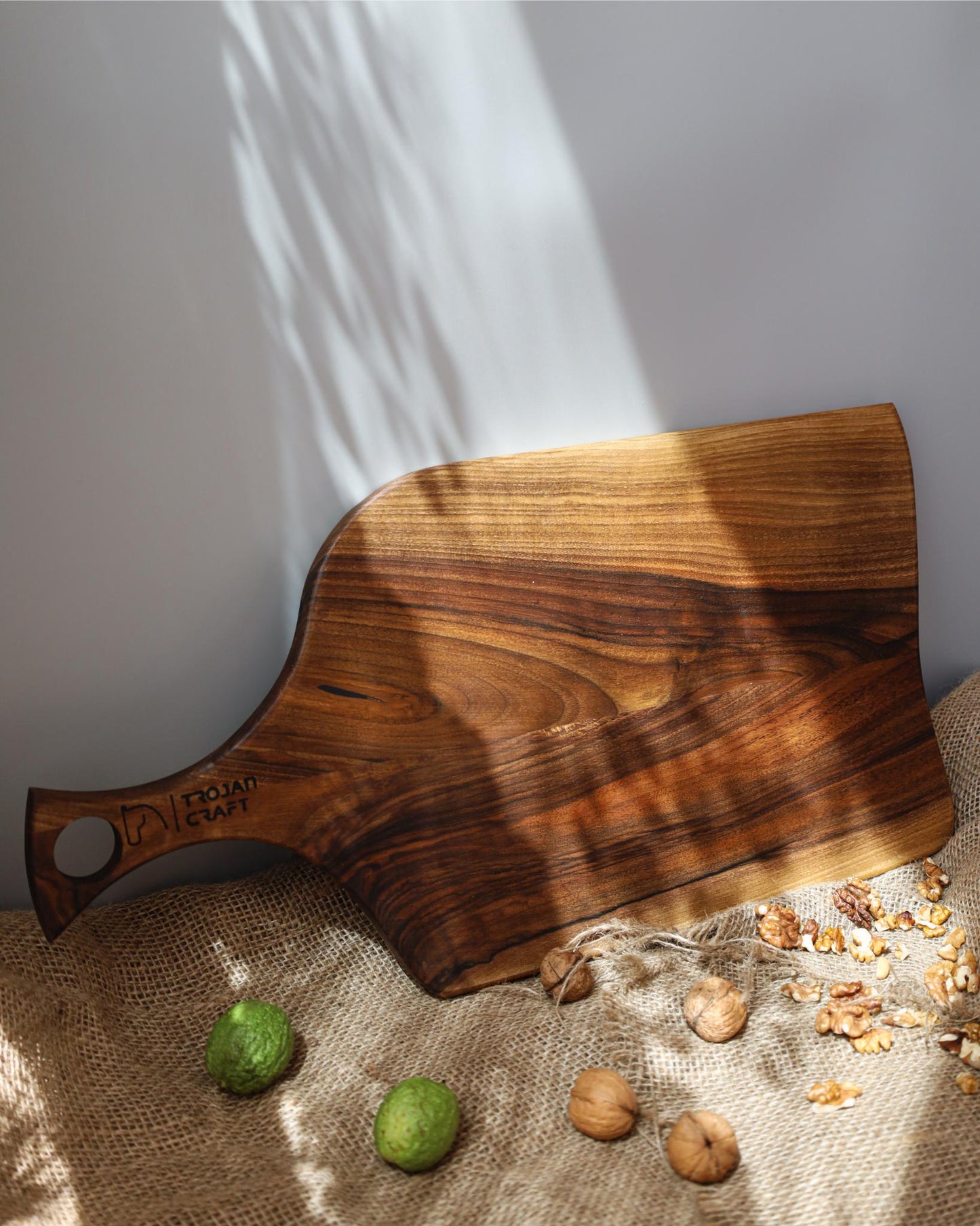 Tocător Nuc - Vesta